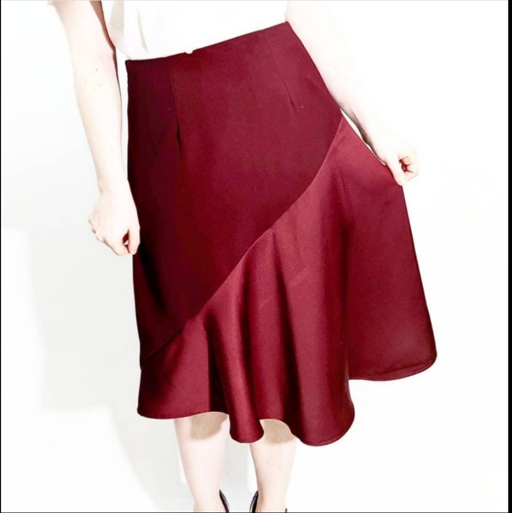Worthington Burgundy 2 Toned Asymmetric Skirt